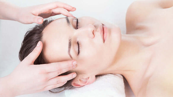 Aromatherapy Guide to Emotions