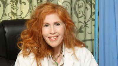 Biography: Dr. Sandra Cabot