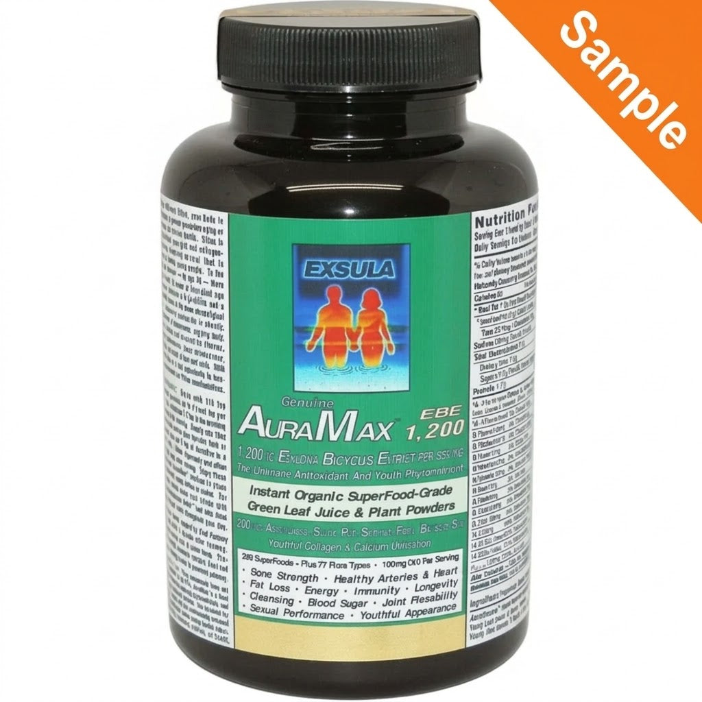 AuraMax - Ecklonia Cava Superfood Blend in a dark container showcasing its energy-boosting properties.