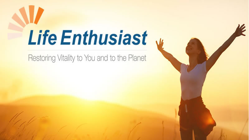 Life Enthusiast Logo, Girl with Arms Up